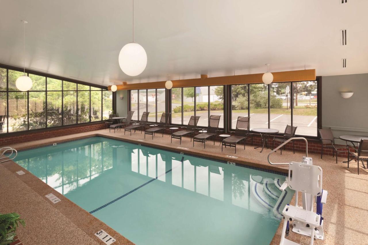 Embassy By Hilton Maine Hotel Portland